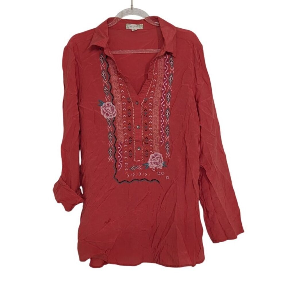 Nurture by Westbound Floral Embroidered Shirt Womens Size Medium Pink Tunic